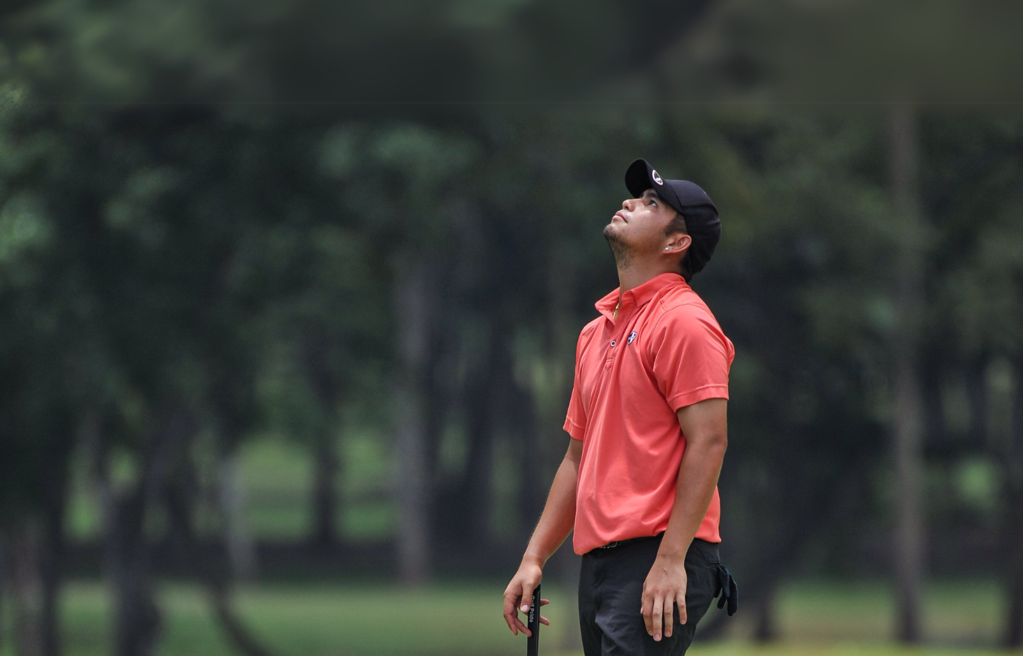 Arevalo sneaks into the lead with gutsy 71 Arevalo sneaks into the lead with gutsy 71