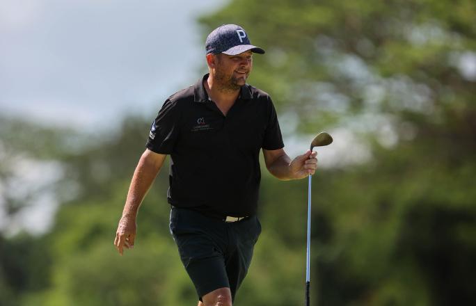 Van der Valk clings to slim lead as ICTSI Eagle Ridge heads for a thrilling finale