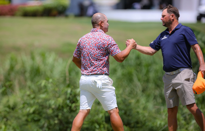 Que’s stunning comeback secures record back-to-back PGT wins